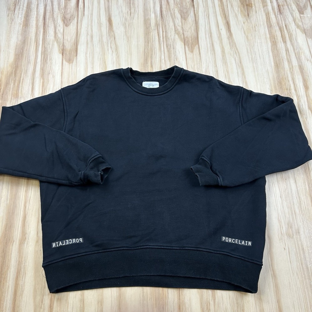 White Porcelain Second Collection Women's Small Black Oversized Crewneck